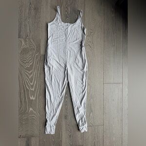 Smash + Tess Romper in Gray White Stripe Size Small